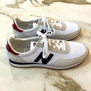 New Balance 720 Mens shoes size 13.